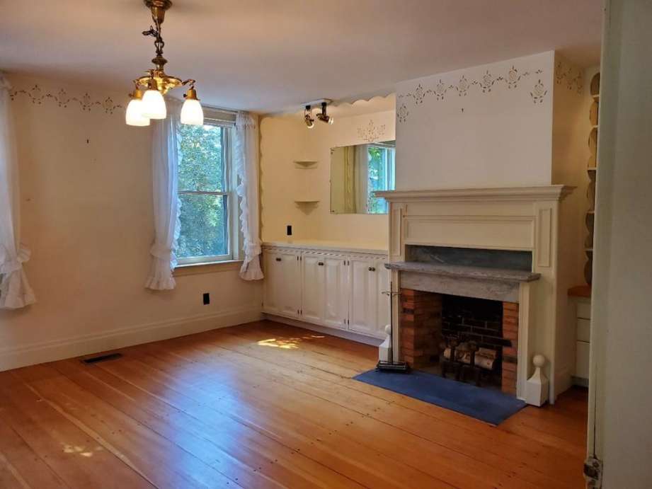 c. 1820 Piermont, NH Old House Dreams