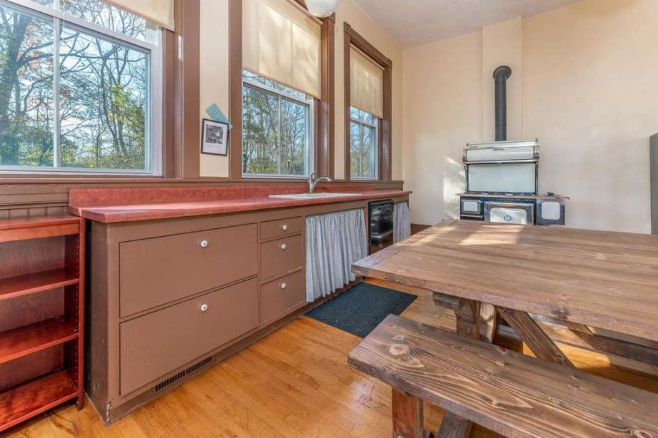 c. 1912 School in Troutville, VA Old House Dreams