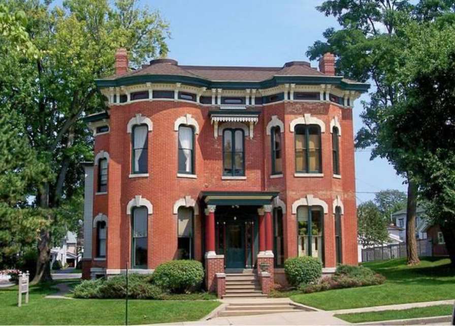 1855 Italianate in Dixon, IL Old House Dreams