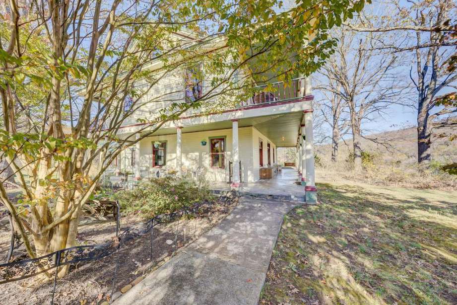 1917 Eagle Rock, VA Old House Dreams