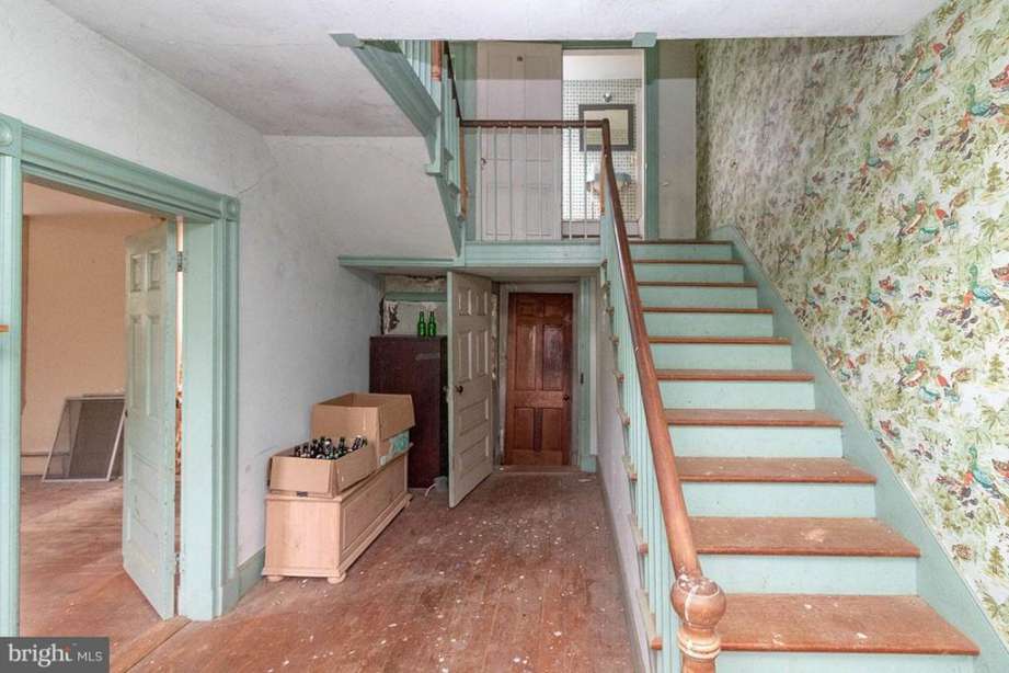 Barnesville, MD Old House Dreams