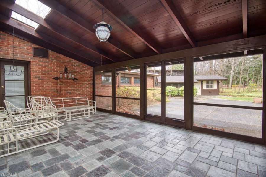 1955 Contemporary in Youngstown, OH Old House Dreams