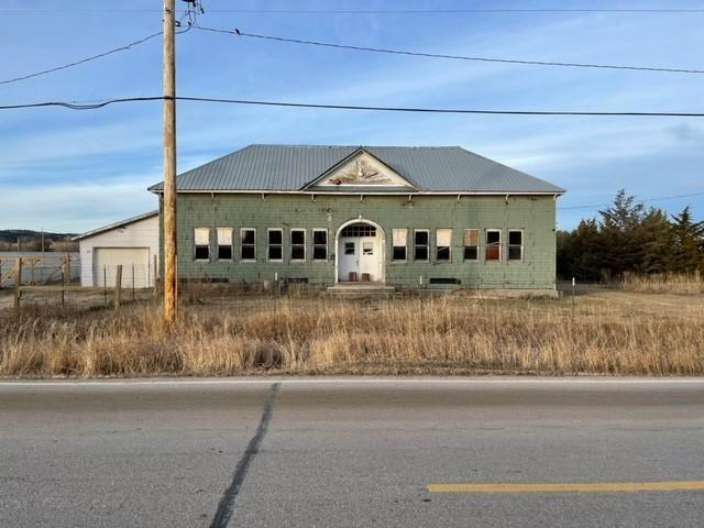 c. 1886/1890/1915 School in Saint Onge, SD Old House Dreams