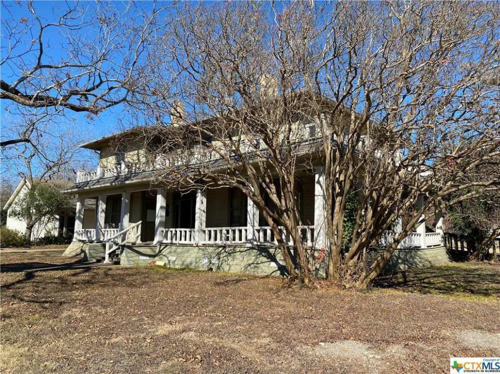 1914 Holland, TX Old House Dreams