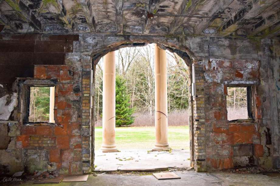 1939 “The Novitiate” in Gresham, WI Old House Dreams