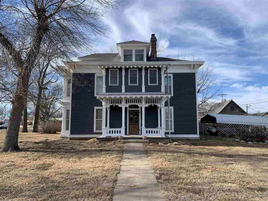 c. 1870 Italianate in Waterville, KS Old House Dreams
