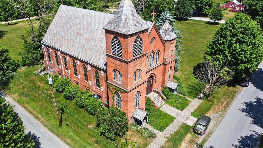 1889 Church in Valley Falls, NY Old House Dreams