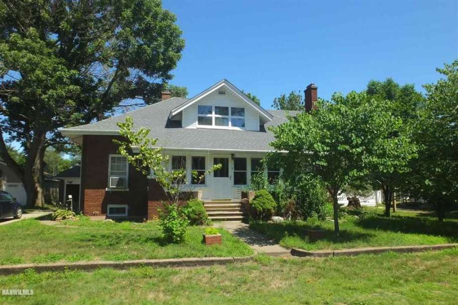 1920 Thomson, IL Old House Dreams