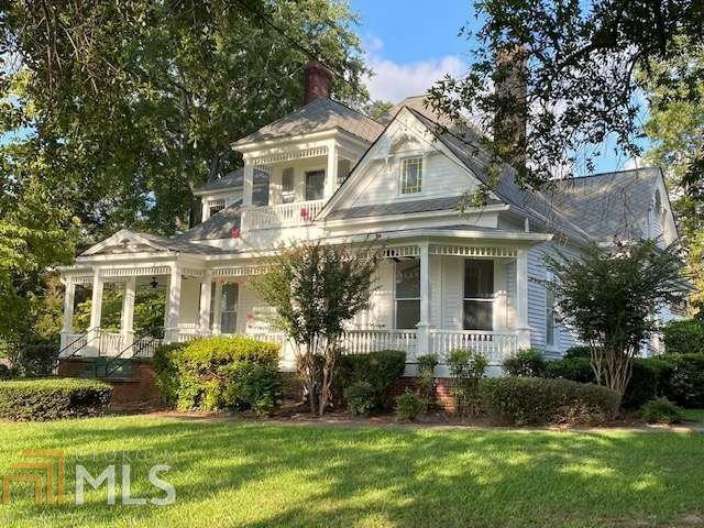 c. 1900 Queen Anne in Hampton, GA Old House Dreams