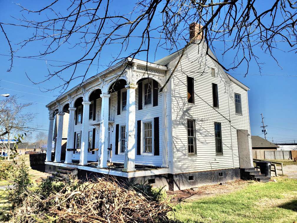 c. 1840 Greek Revival in Elizabeth City, NC Old House Dreams