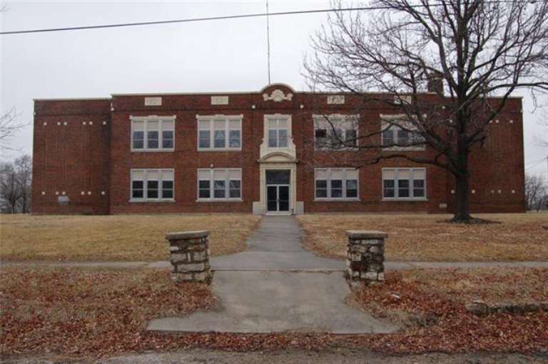 1928 School in Holden, MO Old House Dreams