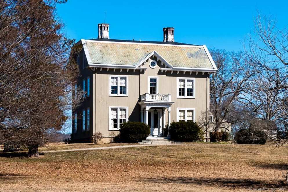 Private: c. 1850 Italianate in Haddam, CT