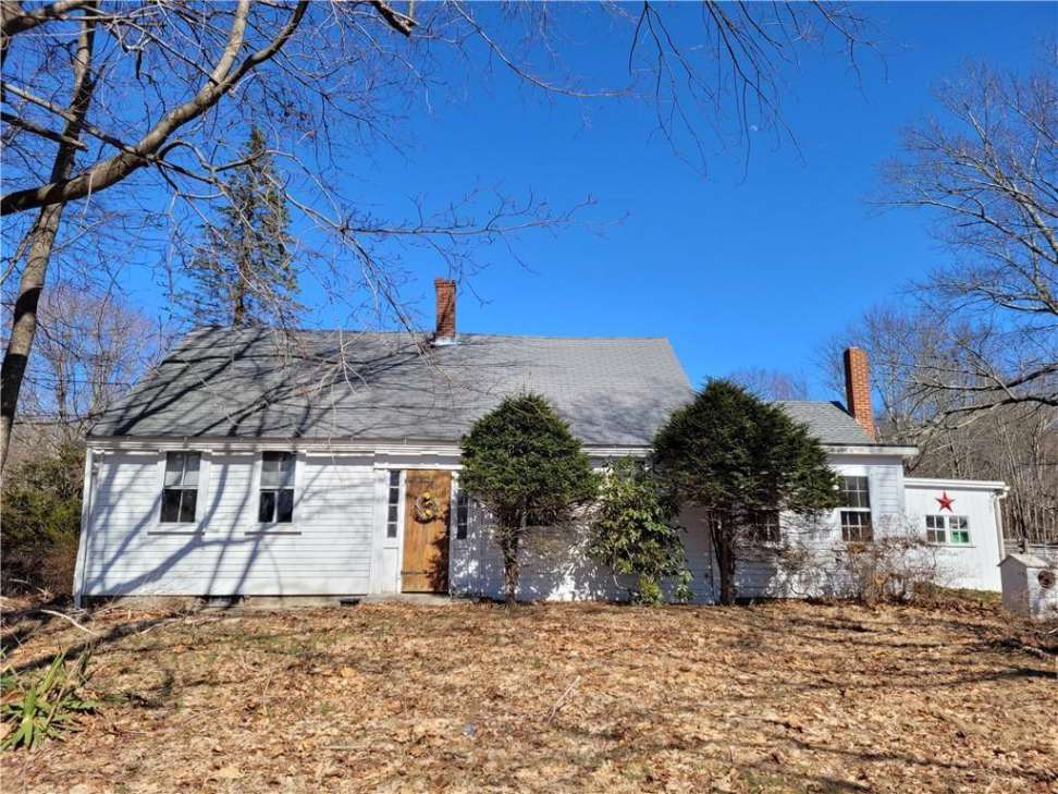 c. 1810 Chepachet, RI Old House Dreams