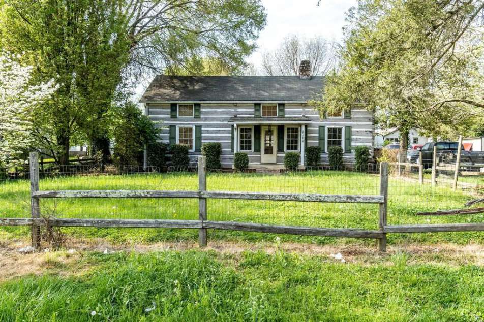 1934 Log Cabin in Morristown, TN Old House Dreams