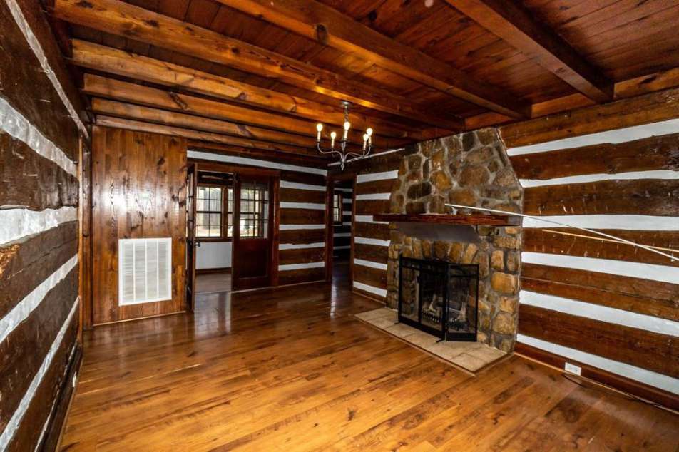 1934 Log Cabin in Morristown, TN Old House Dreams