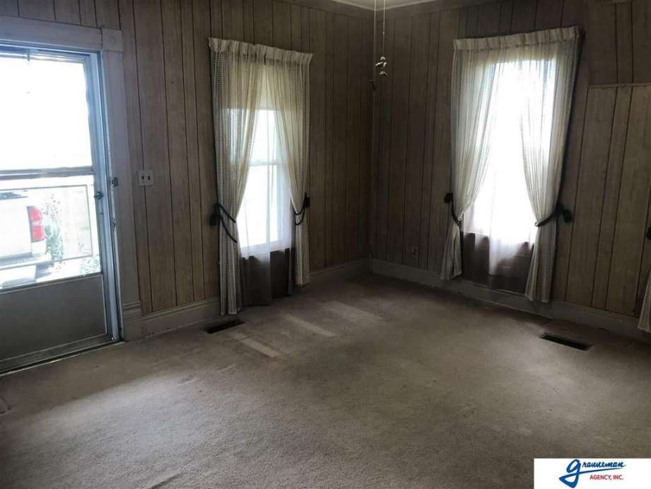 Table Rock, NE Old House Dreams