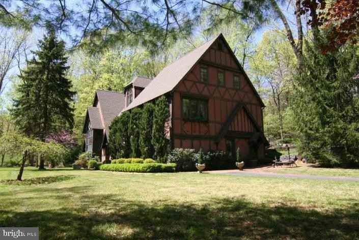 Private: 1948 Tudor Revival in New Hope, PA