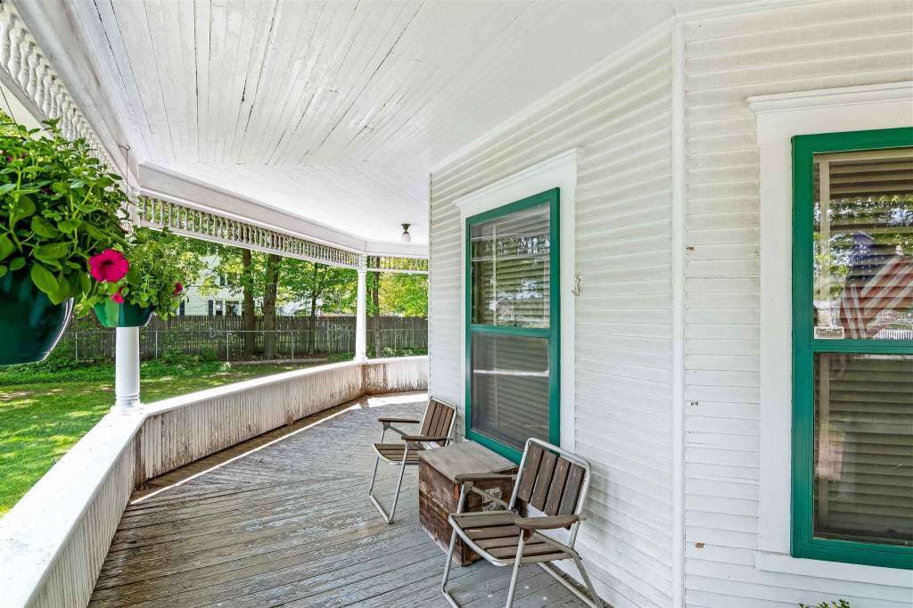 1898 Jeffersonville, VT Old House Dreams