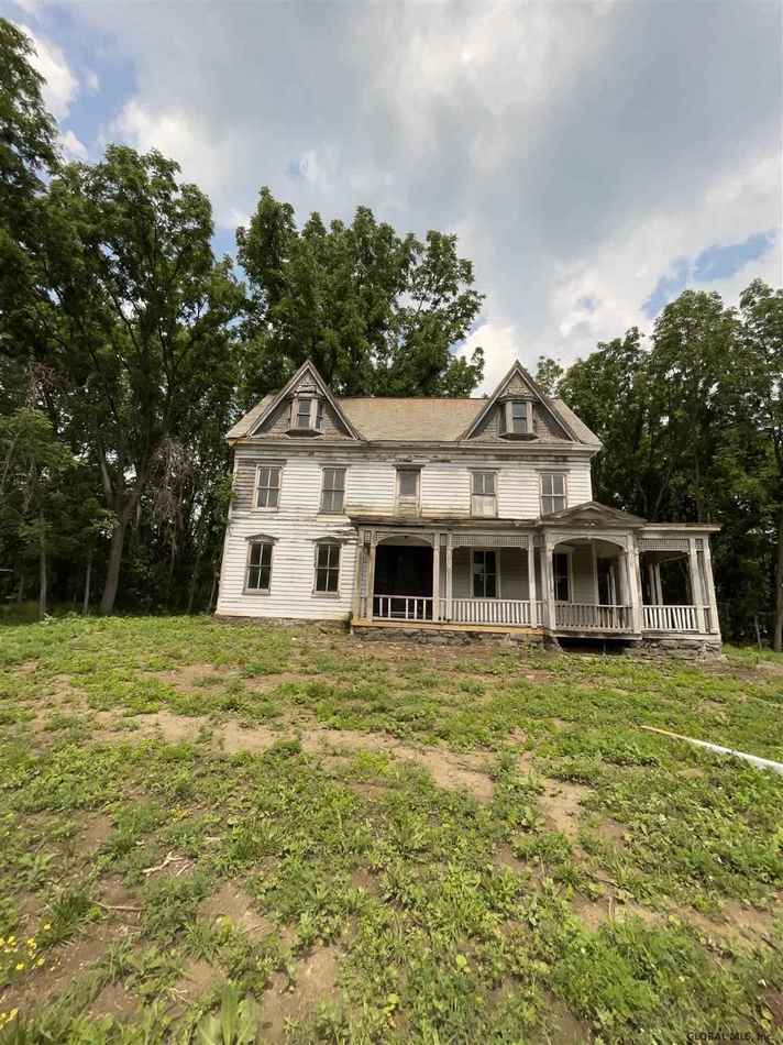 BLESS 本 retroperspectitve home Niskayuna, NY - Old House Dreams
