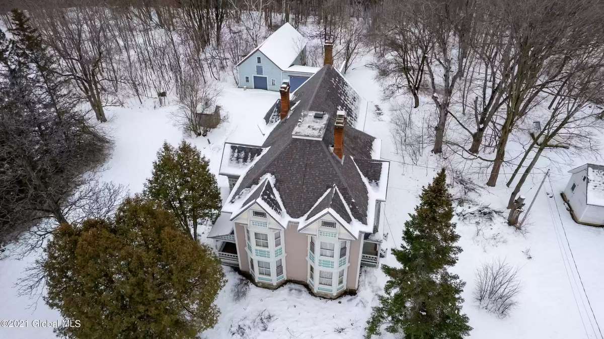 1886 Queen Anne in Crown Point, NY Old House Dreams