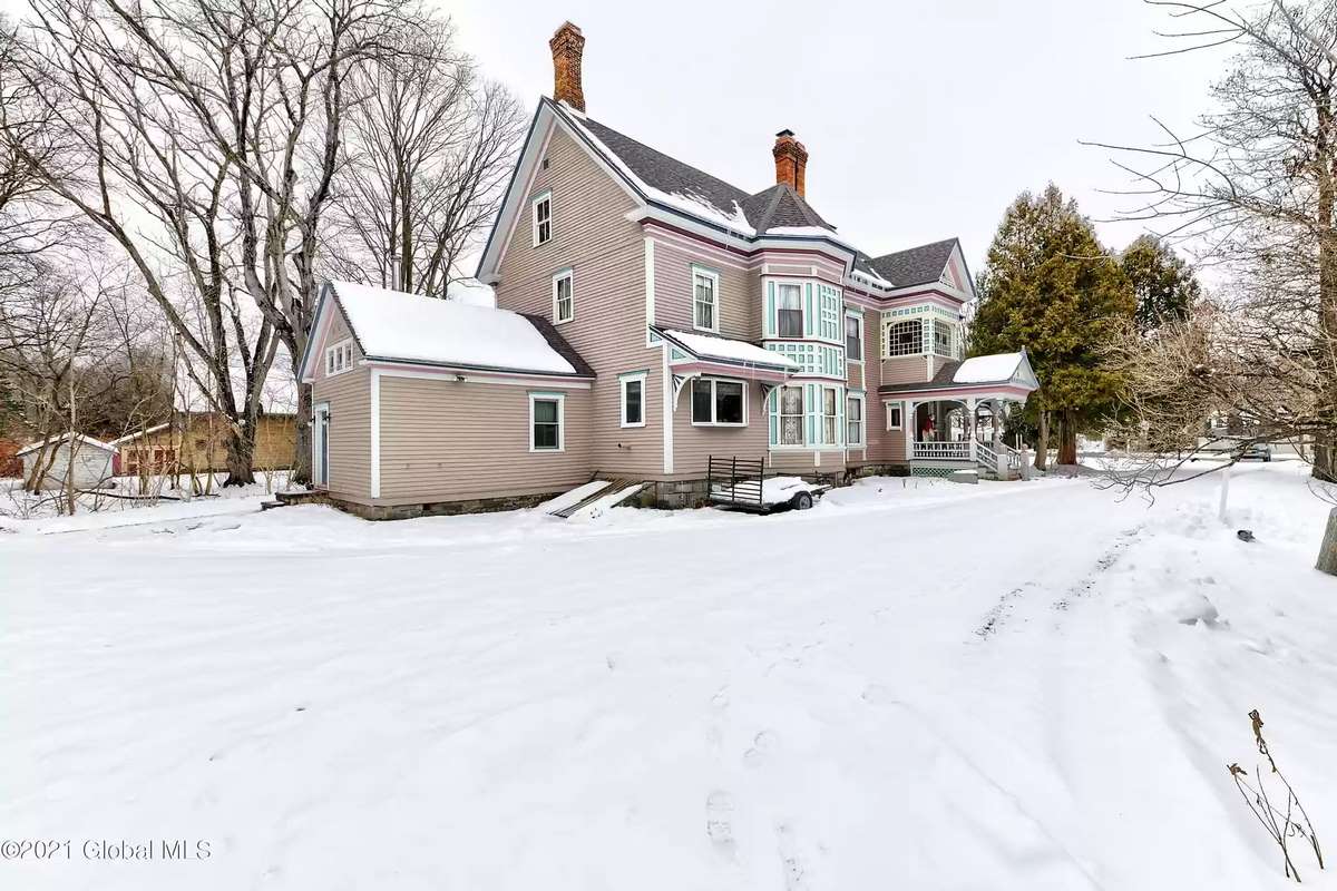 1886 Queen Anne in Crown Point, NY Old House Dreams