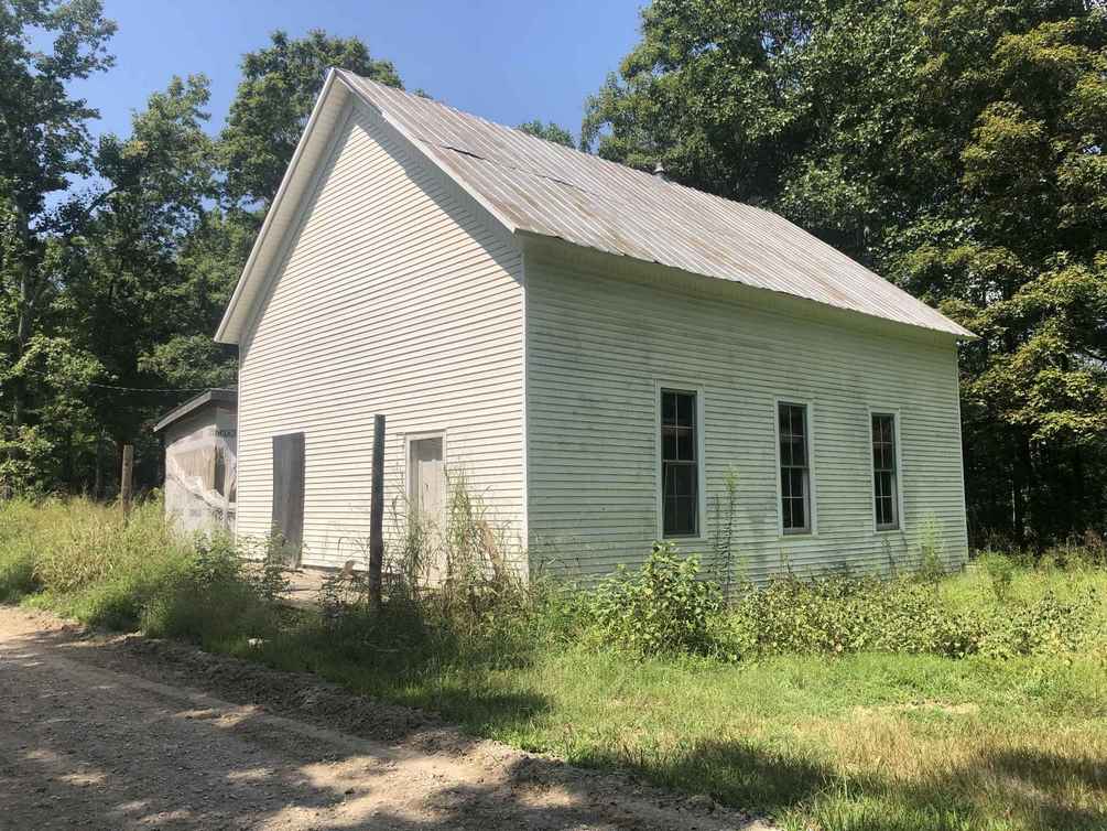 1879 Church in Cumberland City, TN Old House Dreams
