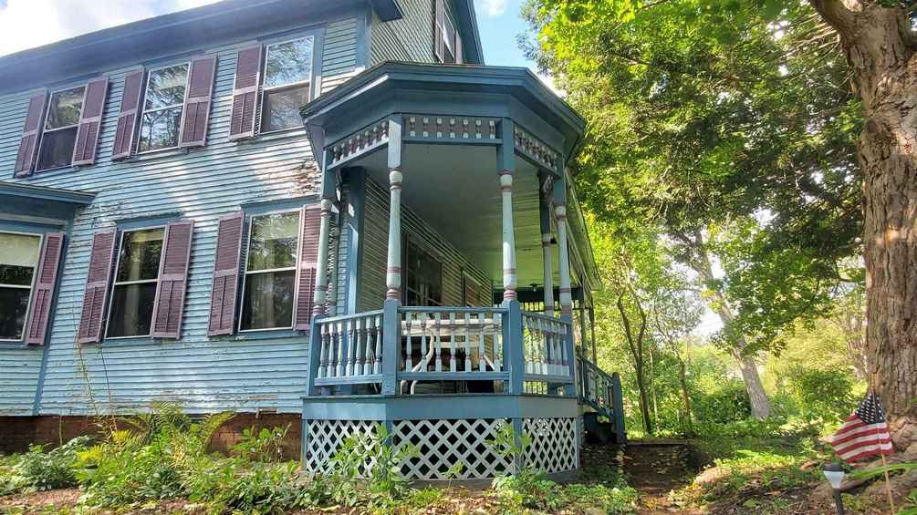 1903 Bellows Falls, VT Old House Dreams
