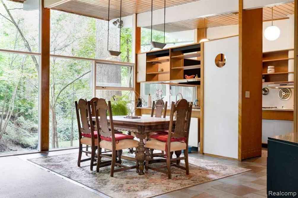 1956 Contemporary in Southfield, MI Old House Dreams