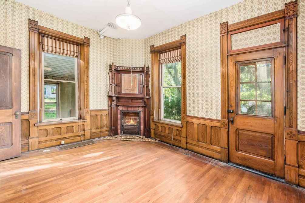 Ashley, OH Old House Dreams