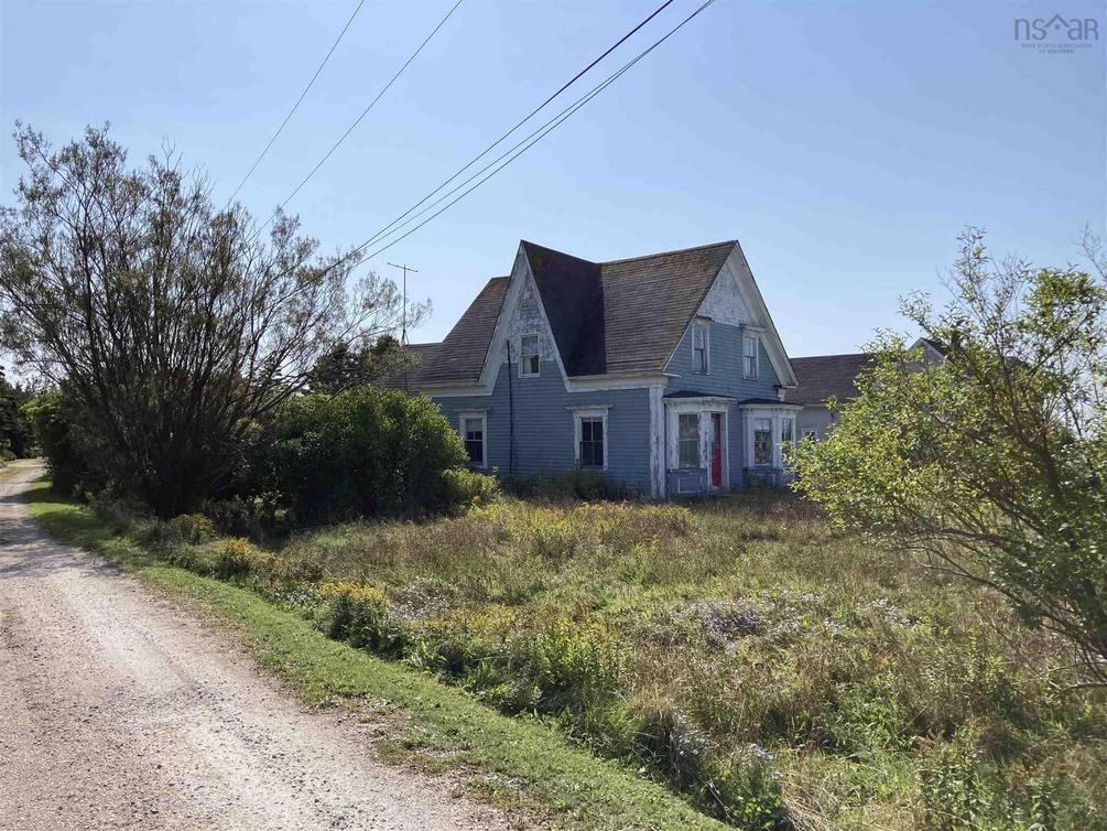 Newellton, Nova Scotia Old House Dreams