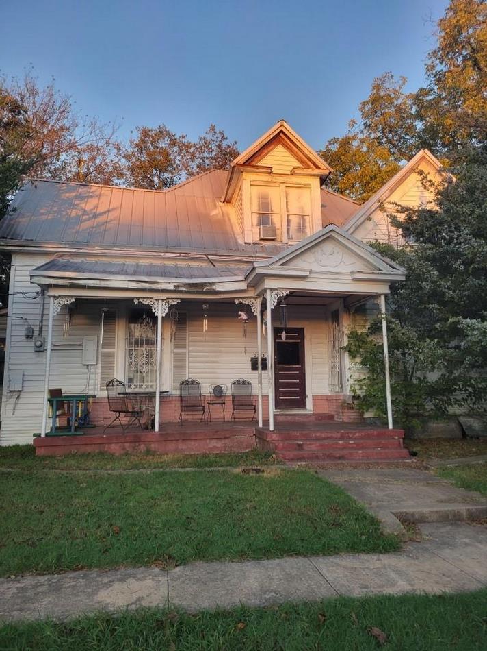 1895 Queen Anne in Greenville, TX Old House Dreams