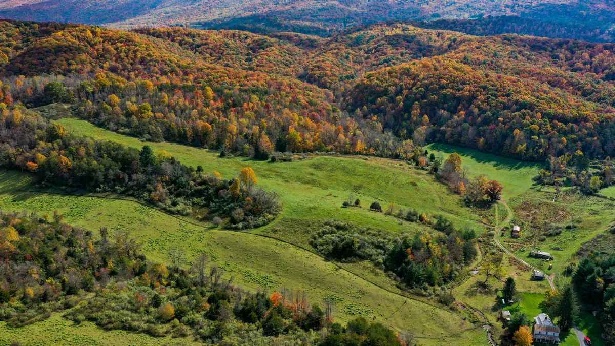 Lindside, WV Old House Dreams