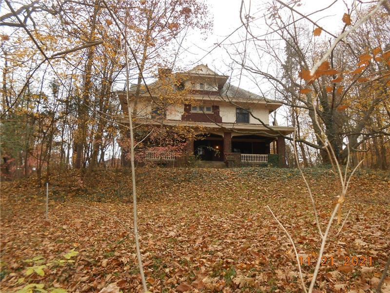 1910 Prairie in Glenshaw, PA