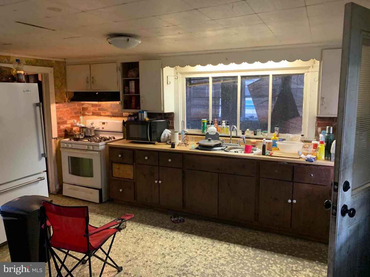 c. 1870 Gothic Revival in Heislerville, NJ Old House Dreams