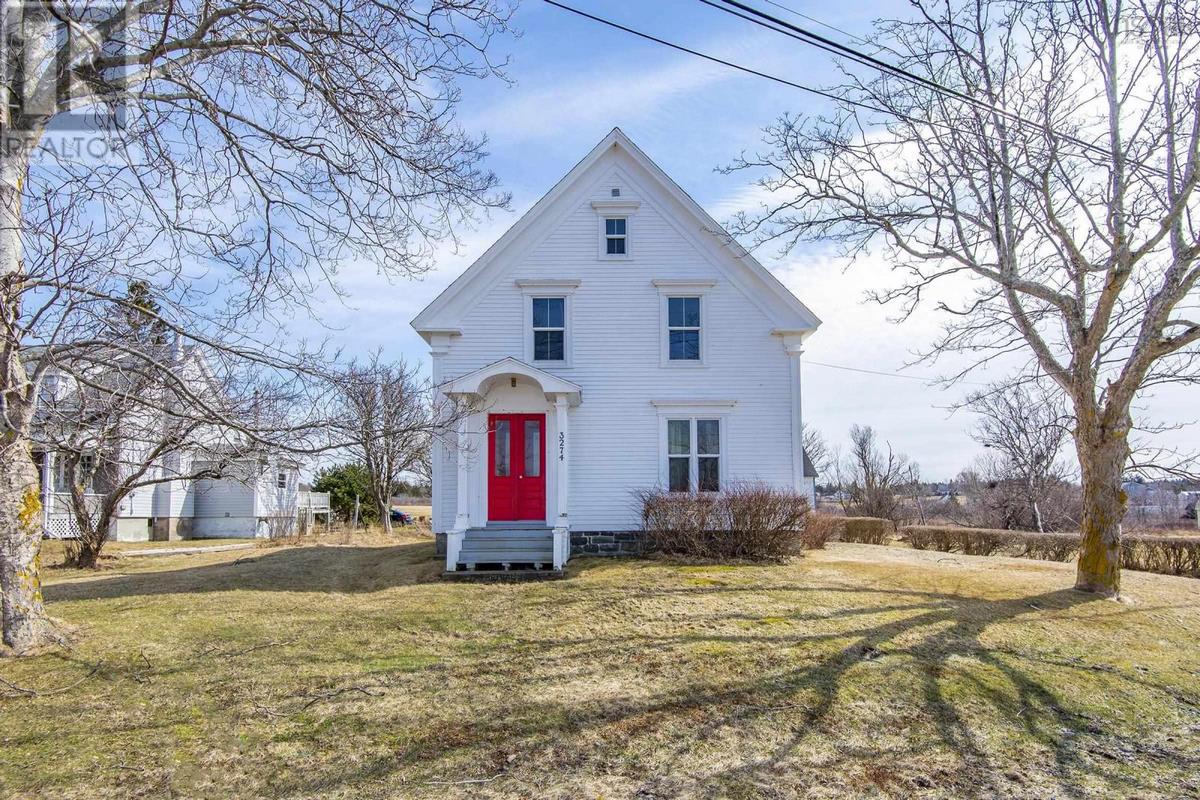 Belliveaus Cove, Nova Scotia Old House Dreams
