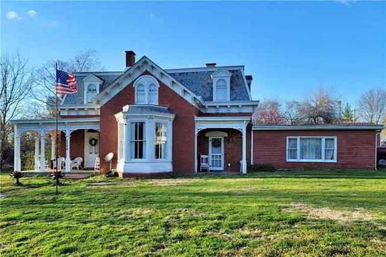 c. 1883 Second Empire in Lexington, MO Old House Dreams