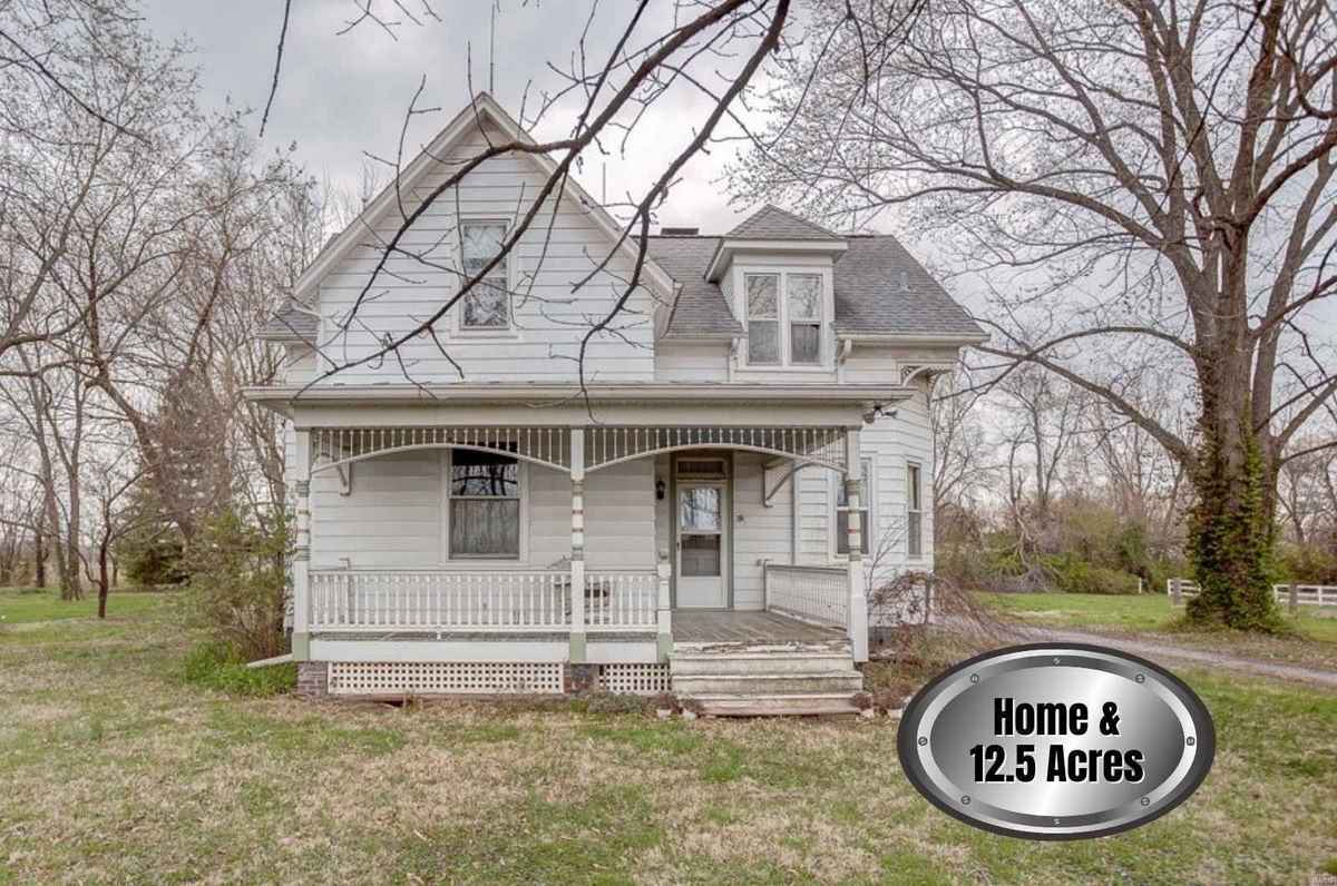 c. 1904 in Belleville, IL Old House Dreams