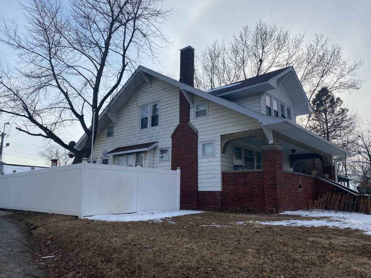 Craftsman in Grant City, MO Old House Dreams