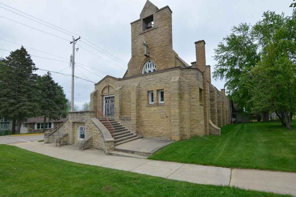 1923 Church in Ridgeway, WI Old House Dreams