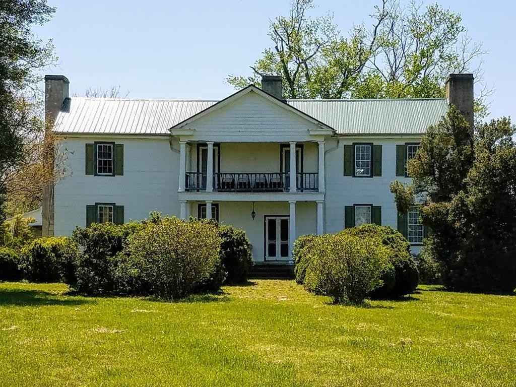 c. 1825 in Long Island, VA Old House Dreams