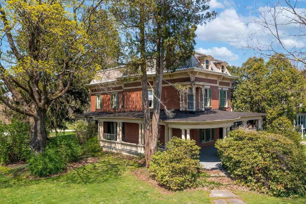 Old House Dreams Page 62 Specially selected historic & old homes