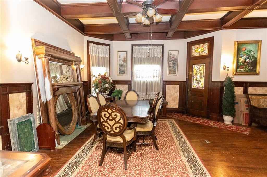 c. 1880 Queen Anne in Dawson, PA F. Barber) Old House Dreams