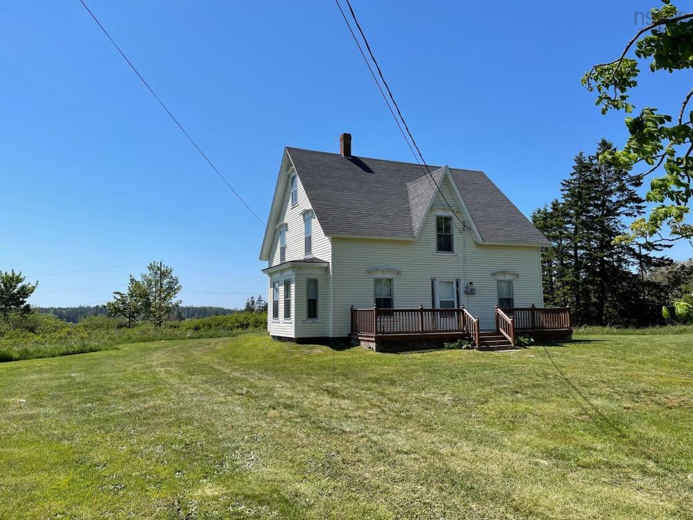 Gothic Revival in Lower Argyle, Nova Scotia Old House Dreams