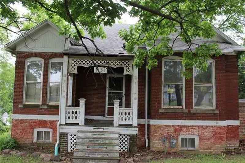 1867 in Leavenworth, KS Old House Dreams