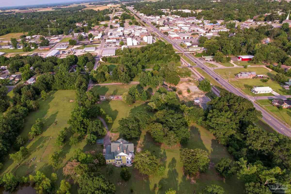 1883 in Atmore, AL - Old House Dreams