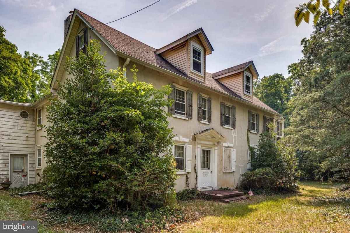 Mount Laurel, NJ Old House Dreams