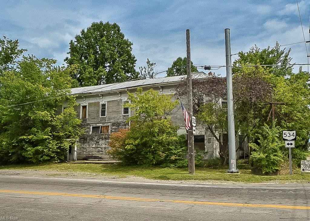 c. 1874 Hotel in Windsor, OH Old House Dreams