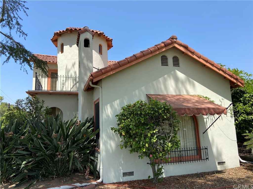 1928 Spanish Revival in Azusa, CA - Old House Dreams