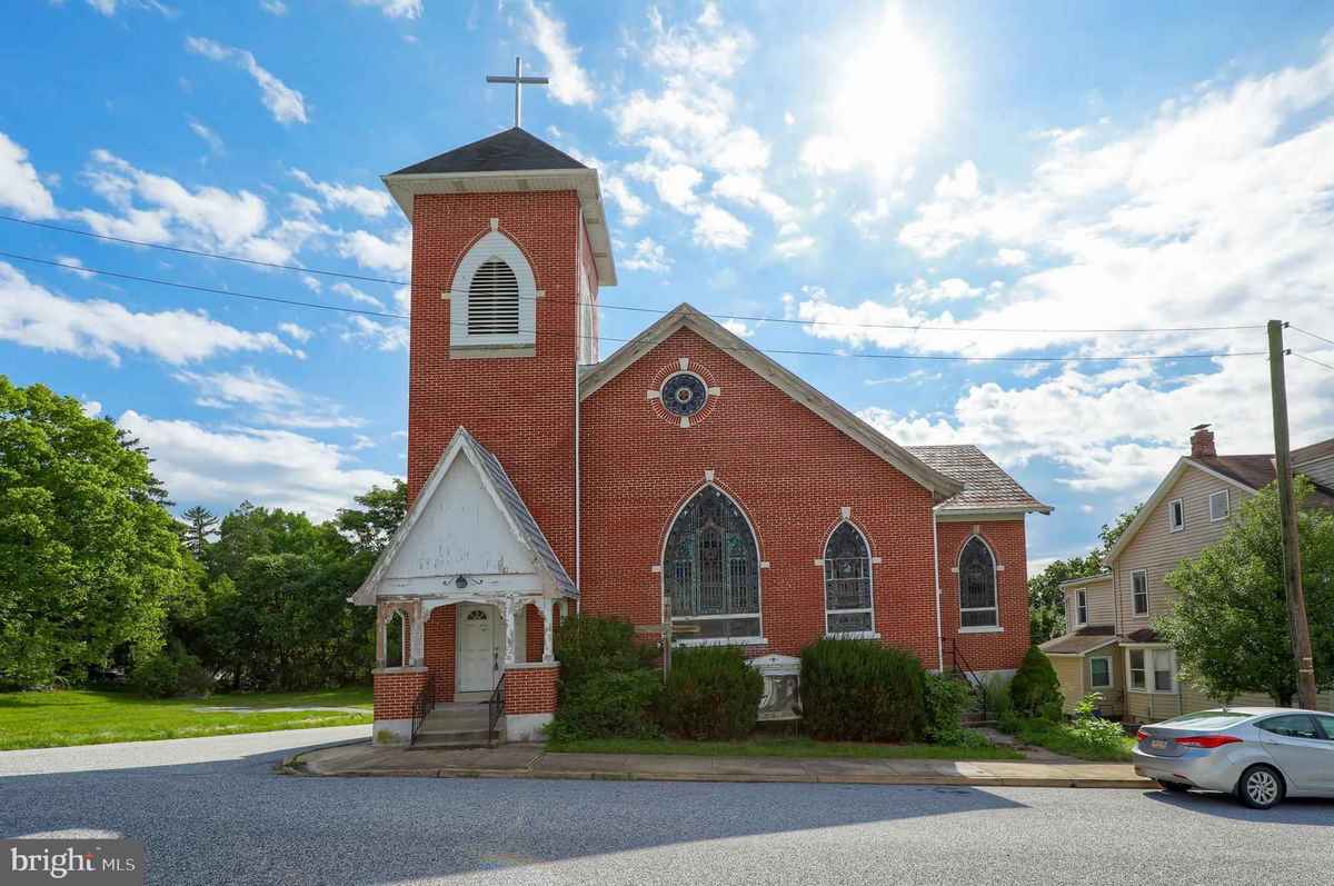 1925 Church in Emigsville, PA Old House Dreams