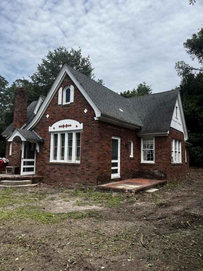 1934 Tudor Revival in Bamberg, SC Old House Dreams